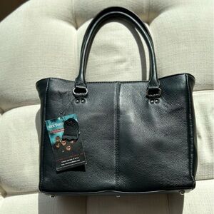 NWT Gun Tote'n Mamas Traditional Black Pebble Leather Concealed Carry Tote Purse